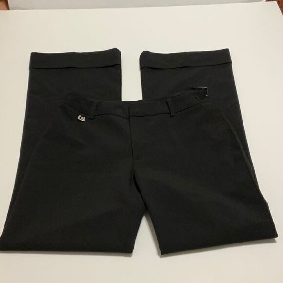 Guess Jeans Wide Puddle Cuff Leg, Black. Size 27 - Picture 8 of 9